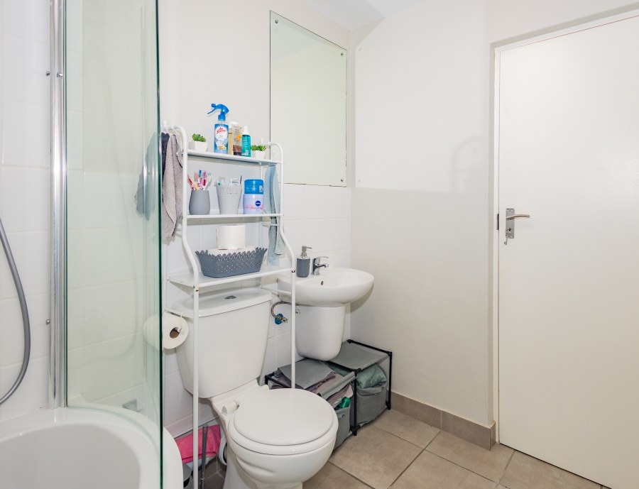 2 Bedroom Property for Sale in Rivergate Western Cape